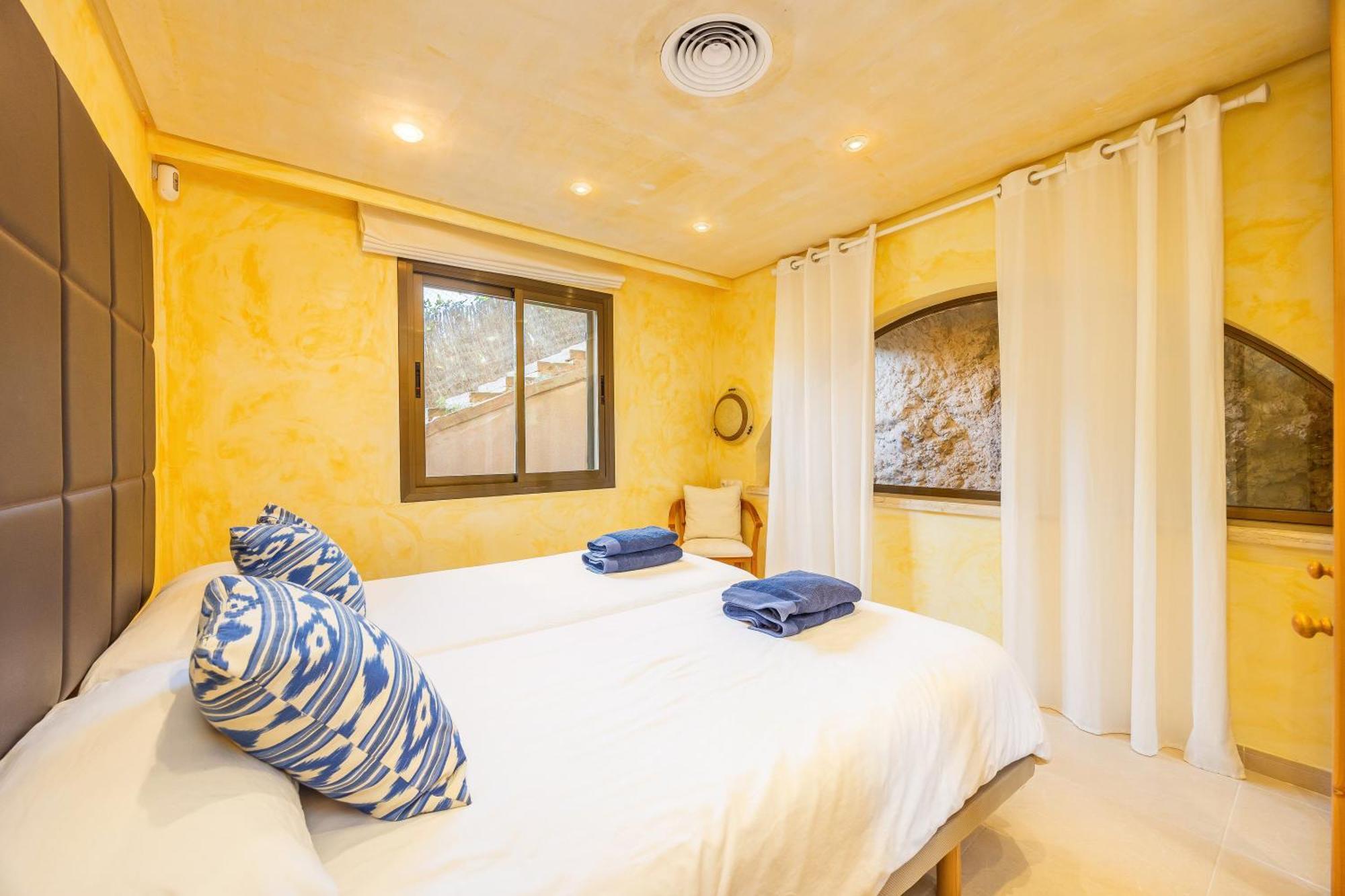Villa Cala Llamp Андратс Екстериор снимка
